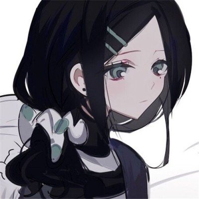 扫墓被父母墓碑砸伤